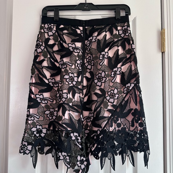 Self-Portrait Nina Mini Skirt Size 6 - Never Worn perfect condition- NWTS - Picture 11 of 14